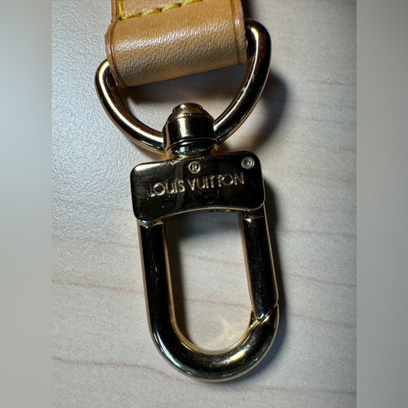 LOUIS VUITTON LEATHER STRAP, crossbody/shoulder, with vintage LV dustbag - Picture 2 of 7